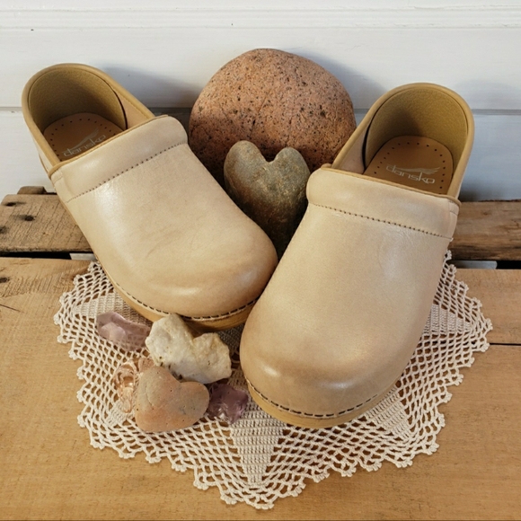 Cream Dansko Pro Honey Clog Sand Burnished Distressed Leather Boho Cottage 37 41 - Picture 6 of 13